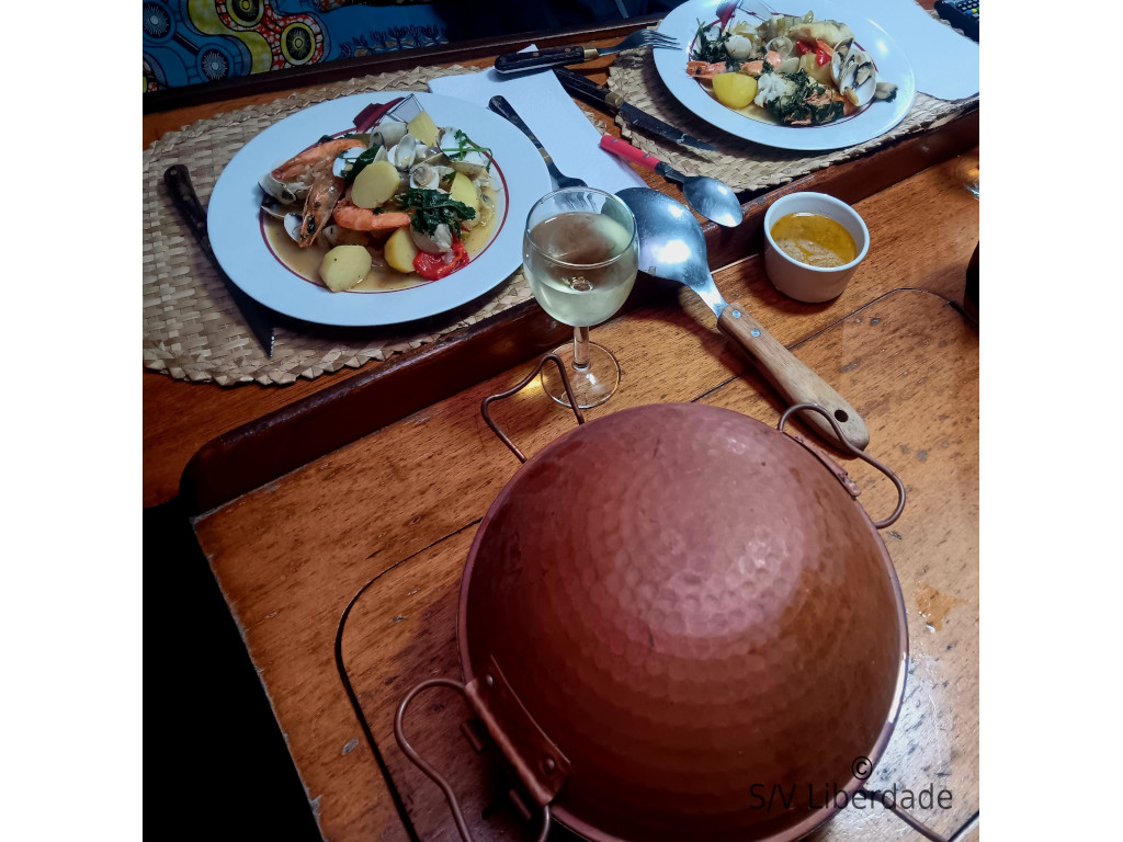 Cataplana de bacalhau Cataplana